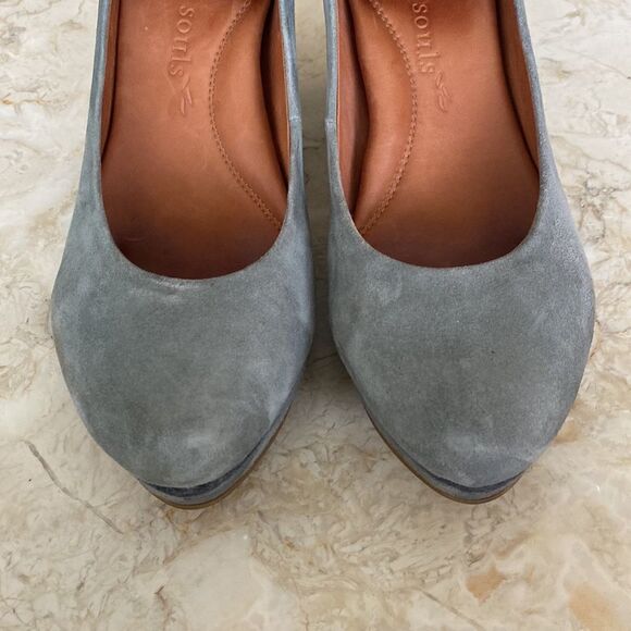 Gentle Souls Grey Oppsi Ankle Strap Mary Jane Leather Platform Pumps - Picture 9 of 13